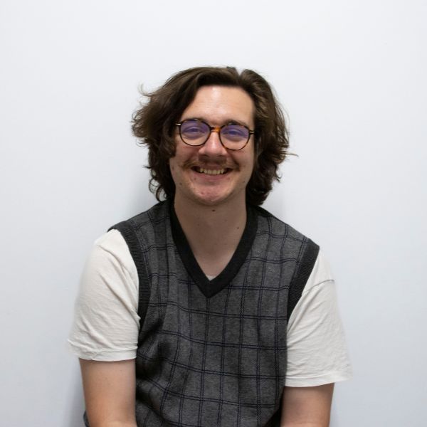 team_signable_peter Headshot of Peter